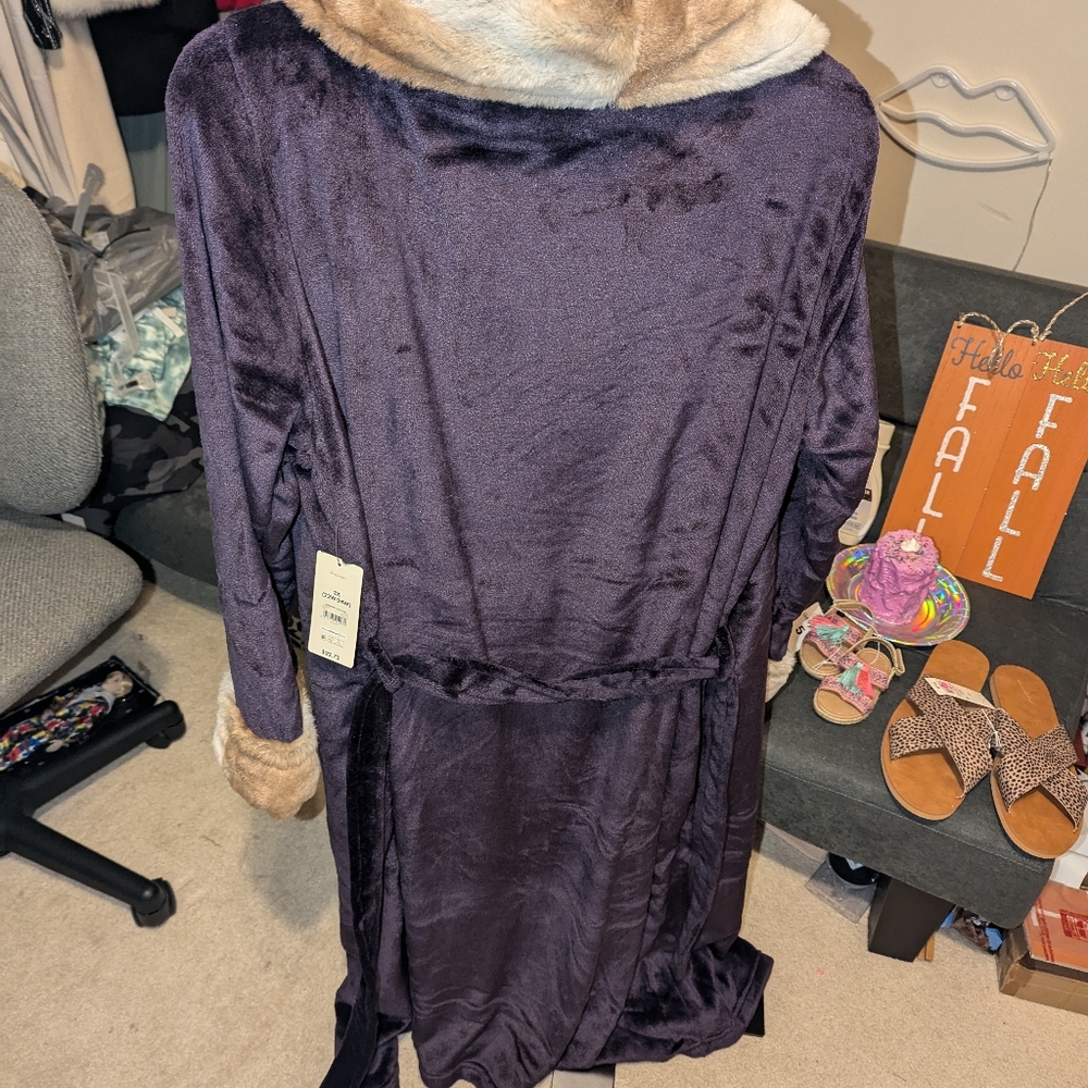 Nwt Secret Treasures Women’s Super Faux Mink Robe purple Sz 3x - Picture 3 of 3
